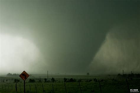 A Roaring Ef4 Wedge Tornado Moves Near Solomon Kansas Storms And