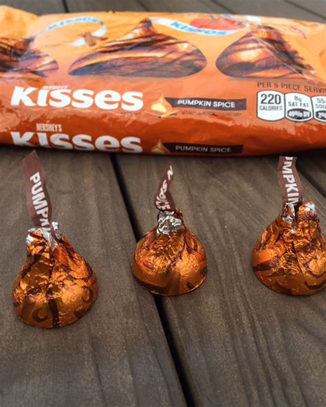 Review Hersheys Kisses Pumpkin Spice Junk Banter