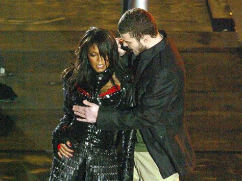 everything you need to know about justin timberlake s super bowl halftime performance abc news