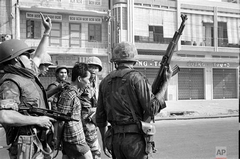 Ap Was There The Vietnam Wars Tet Offensive — Ap Photos