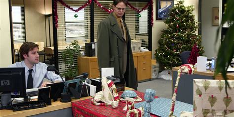 The Office 10 Best Pranks Pulled On Dwight Schrute