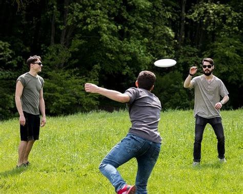 A Guide To The Different Roles And Positions In Ultimate Frisbee