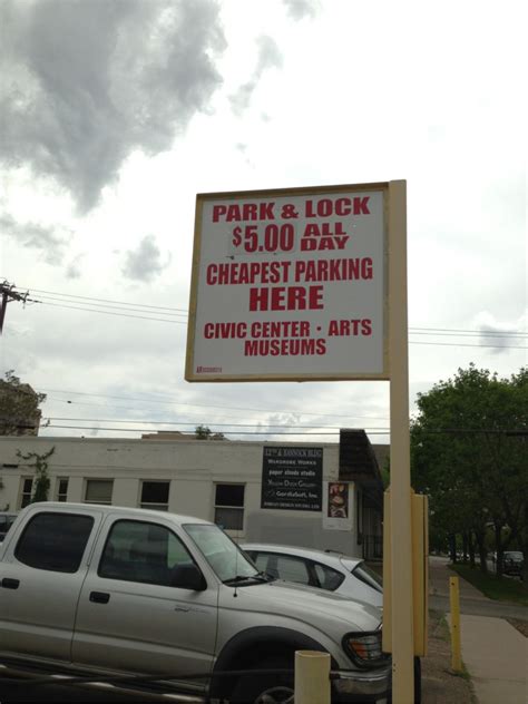 Civic Center Arts Museums Parking Parking In Denver Parkme