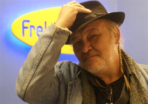 Find top songs and albums by frantisek segrado, including víno je grunt (feat. Nejhorší je strach o blízké, říká hudebník Segrado ...