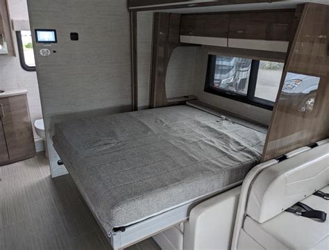 2023 Jayco Melbourne Prestige 24rp