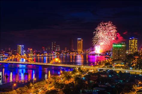 Giống với cây cầu rồng, cầu thuận. Cầu Rồng Đà Nẵng - Trãi nghiệm không gian đầy sắc màu