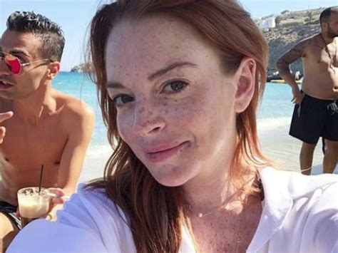 Lindsay Lohan Nearly Nude In Racy Instagram Selfie On Holiday In Greece