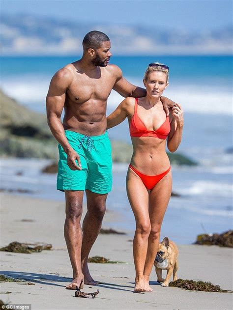 These lightweight, fine particles of bright light add glamour to any type of makeup—on the face or body. Bikini-clad Nicky Whelan puts on an affectionate display ...