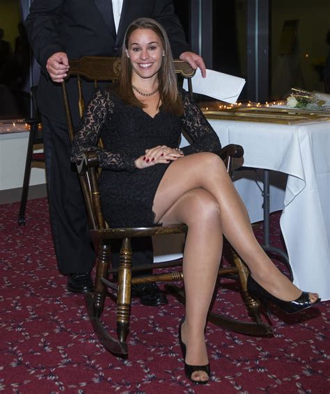 vkdamochki smiling lady with her crossed legs at formal occasion