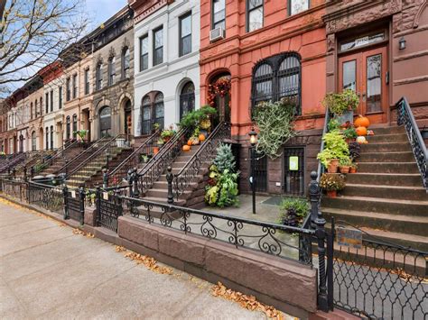 For 23m An Amzi Hill Designed Bed Stuy Townhouse With Historic