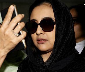 Mr nazrin hassan is found dead with 30 per cent burns on his body in a bedroom at his house in mutiara damansara, selangor. Nazrin's wife screamed when security guard broke doorknob