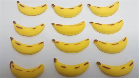 Banana Toppers Fondant Bananas Banana Cupcake Toppers Edible Etsy