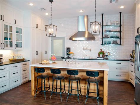 Just super simple, gaines told architectural digest. Photos | Kitchen remodel, Ranch house remodel, Fixer upper