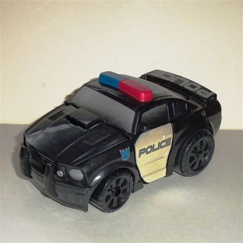 This transformer car is a great gift option for transformers' fans of all ages. Transformers Movie Cyber Slammers Barricade Police Car ...