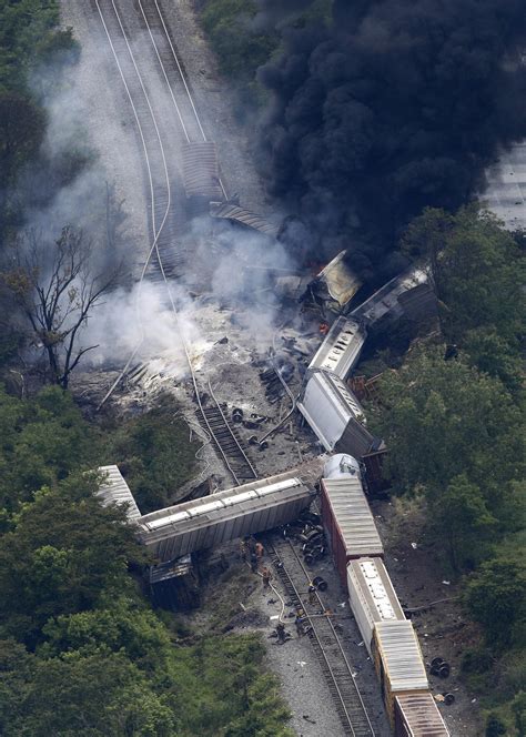 Fiery Freight Train Crash In Md Cbs News
