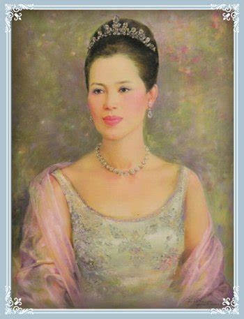 ประชาชนในจังหวัดพิจิตรและใกล้เคียง เดินทางมารอรับเสด็จฯ ในหลวง พระราชินี ทรงเปิดศาล จ.พิจิตร ในวันนี้ (29 มี.ค.) วันที่ 29. พระราชินีเปรียบเสมือนแม่ของแผ่นดิน