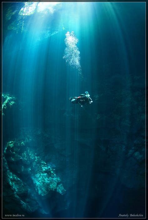 Beautiful Underwater Caves 43 Pics