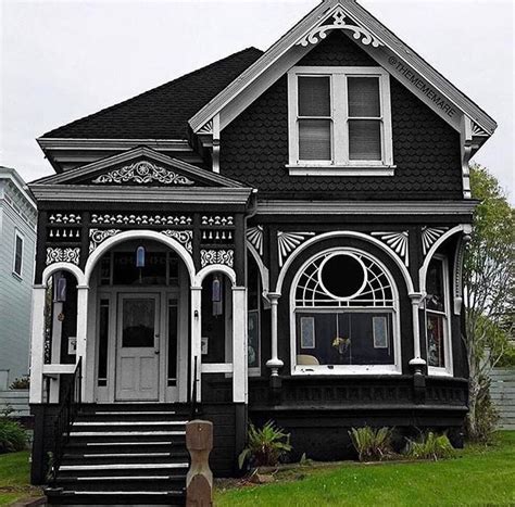 Victorian Houses On Twitter Gothic House Victorian Homes House
