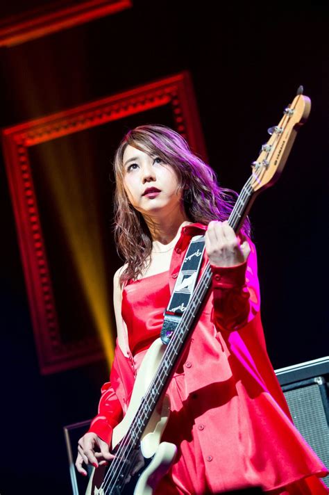 Tomomi Ogawa Scandal Japanese Band Female Guitarist Japanese Girl Band
