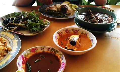 Senandung galau tengah hari (tian apsintus). Menu makan tengah hari | Sajian makan tengah hari semasa ...