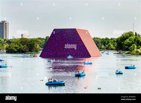 June 2018 The Mastaba Sculpture By Christo And Jeanne Claude Floating