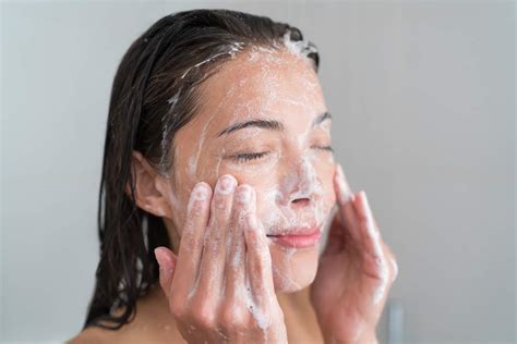 Gesicht Mit Seife Waschen Sanfte Reinigung Oder Fehler