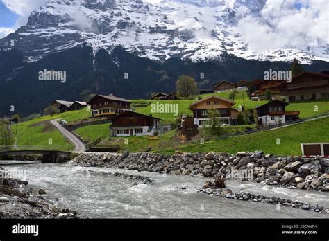 Der Name Dieses Schönen Dorfes In Der Schweiz Ist Fieschertal Es Liegt