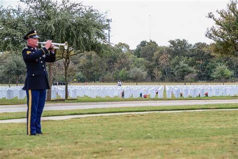 Fort Sam Houston Honor Guard Executes The 21 Gun Salute Nara And Dvids