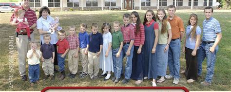 The Josh Duggar Scandal Is Part Of A Much Larger Christian Abuse Problem Vice United States