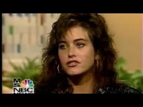 Keaton ditched his beautiful girlfriend, lauren miller (cox), for the mousy but opinionated ellen. COURTENEY COX Family Ties Interview Sept 10 1987 - YouTube