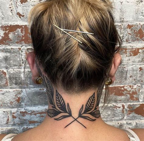 30 Attractive Neck Tattoo Art For Women Ideasdonuts Neck Tattoos