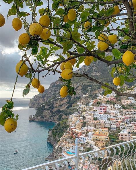 Travel Vacations Nature Az Instagramon „lemon Viewpoint 🍋 Amalfi Coast