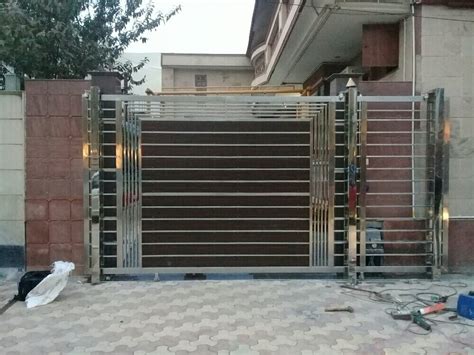 Silver Stainless Steel Automatic Sliding Main Gate Designs For