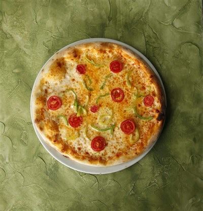 Bulmaca oyunlarında sıkça gelen napoli̇ten sorusuna cevap napoli balıkçılarının söylediği halk türküleri çözümüdür. Pizza Çeşitleri ve Fiyatları - Livashop