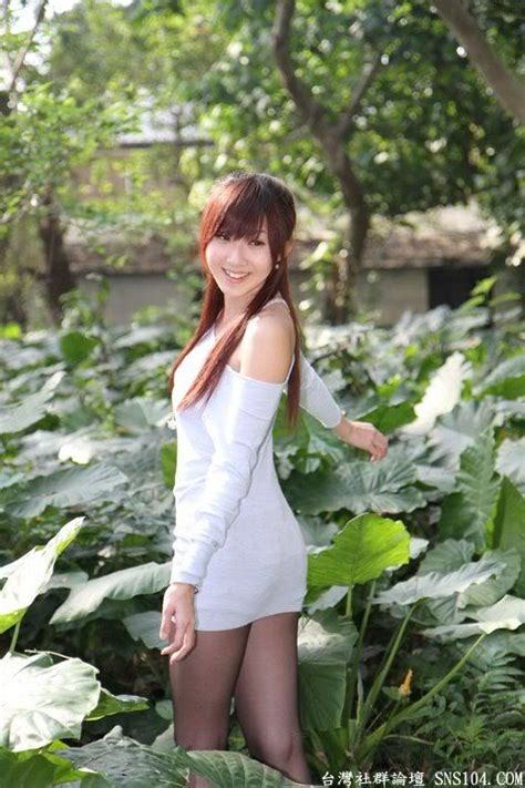 Taiwan Sexy Actress Shen Angel Taiwanese Model Sexy Black Stockings