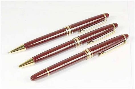 Aaa grade montblanc meisterstuck rollerball / ballpoint and fountain pens low price wholesale. Montblanc Meisterstuck pen set comprising a fountain pen ...