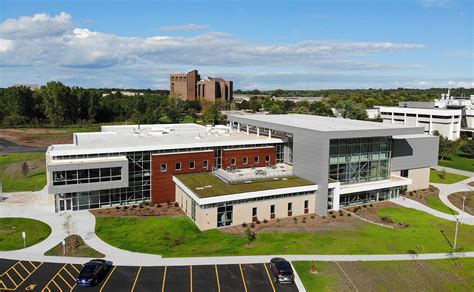 Its Full Steam Ahead With New Stem Innovation Center Inside Uw Green