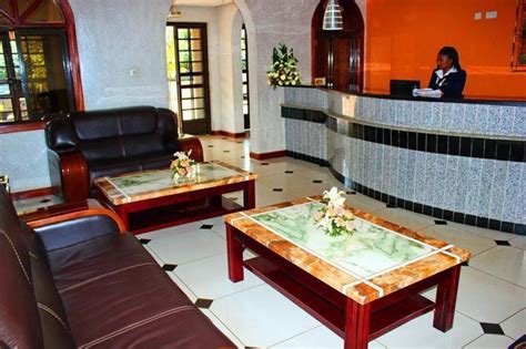 Hennessis Hotel In Nairobi Room Deals Photos And Reviews