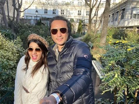 Anam Mirzas Hubby Mohammad Asaduddin Treats Her With A Delicious Meal