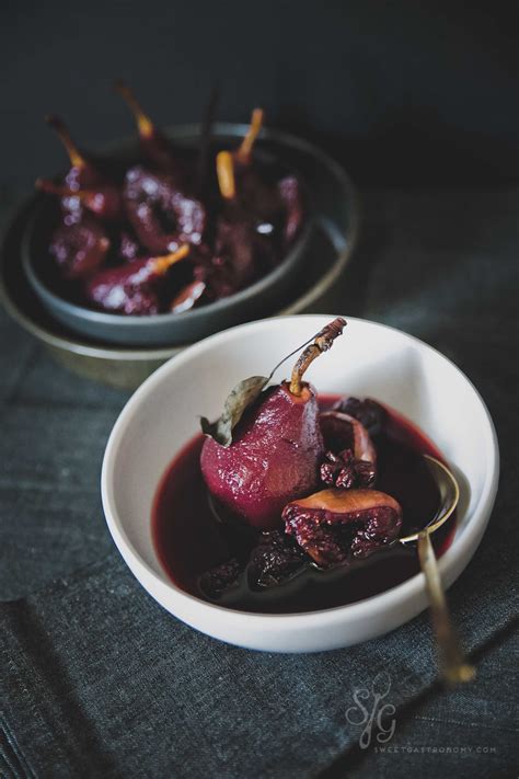 Spiced Red Wine Poached Pears And Figs — Sweet Gastronomy