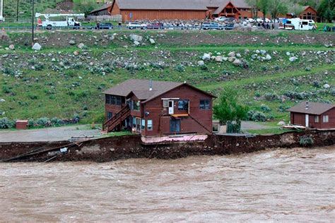 Yellowstone Flooding Forces 10000 To Leave National Park The Denver