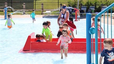 Meadowhill Aquatic Center Open This 4th Of July Northbrook Park District