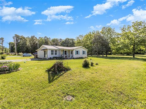 2422 Younts Rd, Indian Trail, NC 28079 - MLS 4024920 - Coldwell Banker