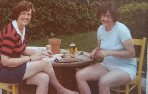queer redditor praises her gay grandmothers together 42 years their relationship is so sweet