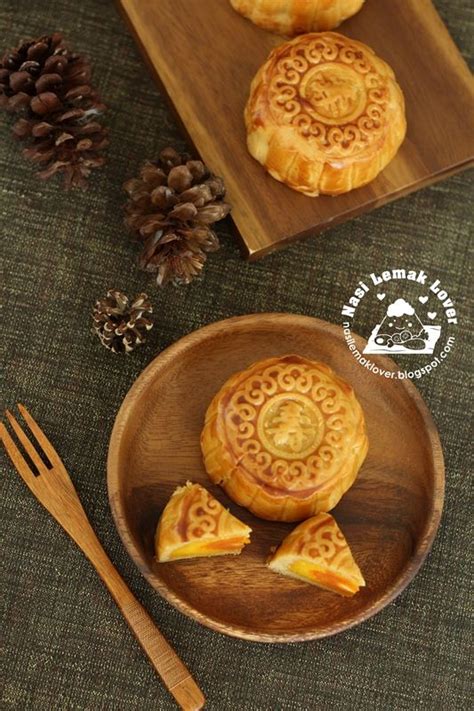 Maybe you would like to learn more about one of these? Nasi Lemak Lover: Baked Salted Egg Yolk Custard Mooncakes ...
