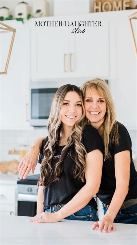 Meet The Mother Daughter Duo Behind Everything Envy Mother Daughter Daughter Mother