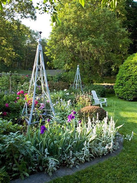 30 Unique Garden Trellis Ideas To Enhance Your Outdoors In 2020
