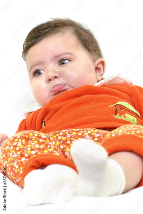 Bebé Haciendo Pucheros Foto De Stock Adobe Stock