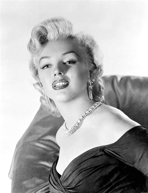 Marilyn Monroe High Quality Image Size 1822x2370 Of Marilyn Monroe Photos
