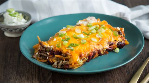 3 monate) unter brennenden halsschmerzen leide, die bis zu den ohren ziehen und ein reflux vermutet wird (magenspiegelung mitte märz), hab ich jetzt einen pilz im mund. Enchiladas: Überbackene Tortillas mit Hack-Pilz-Füllung